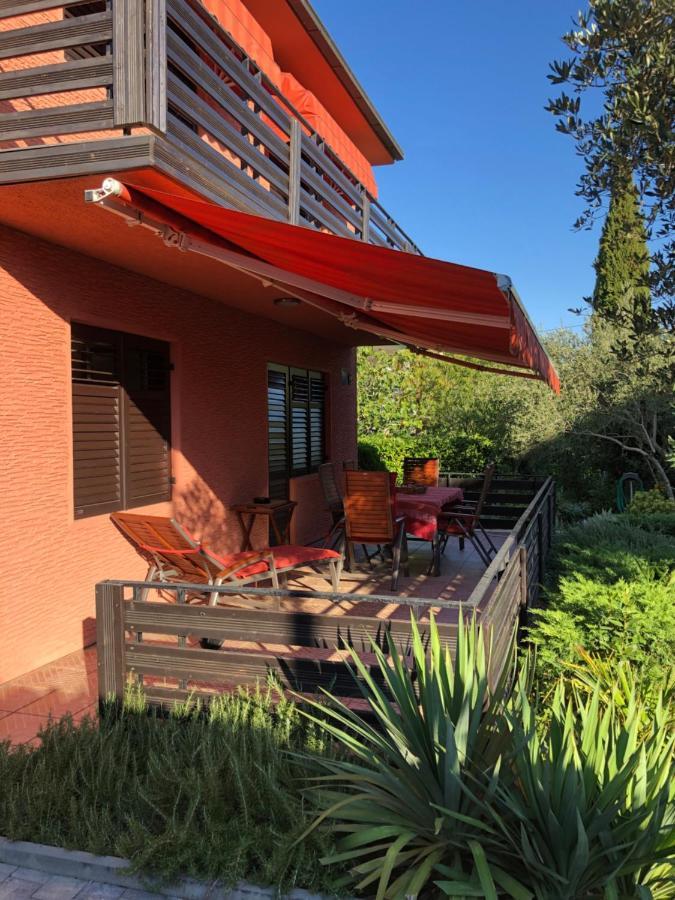 Holiday Home Andreja Малинська Екстер'єр фото